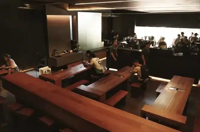 เคาน์เตอร์กาแฟ Roast8ry จากภาพทางการ